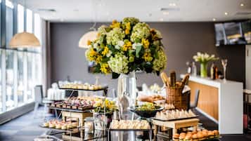 Desayuno buffet incluido todos los días