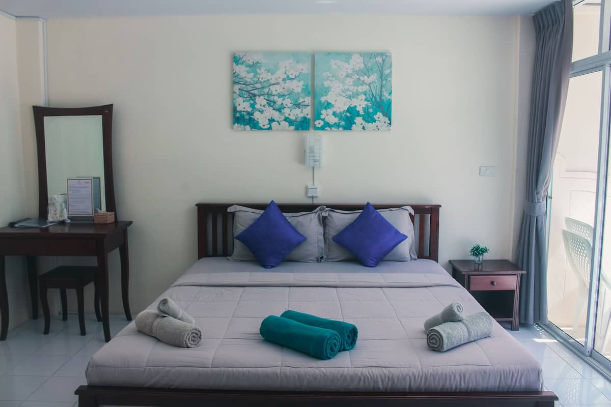 In-room safe, desk, laptop workspace, blackout drapes