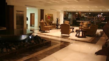 Sala de estar en el lobby