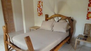 Deluxe Studio - Bay View Lodges (Calibishie)