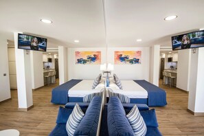 In-room safe, desk, free WiFi, bed sheets