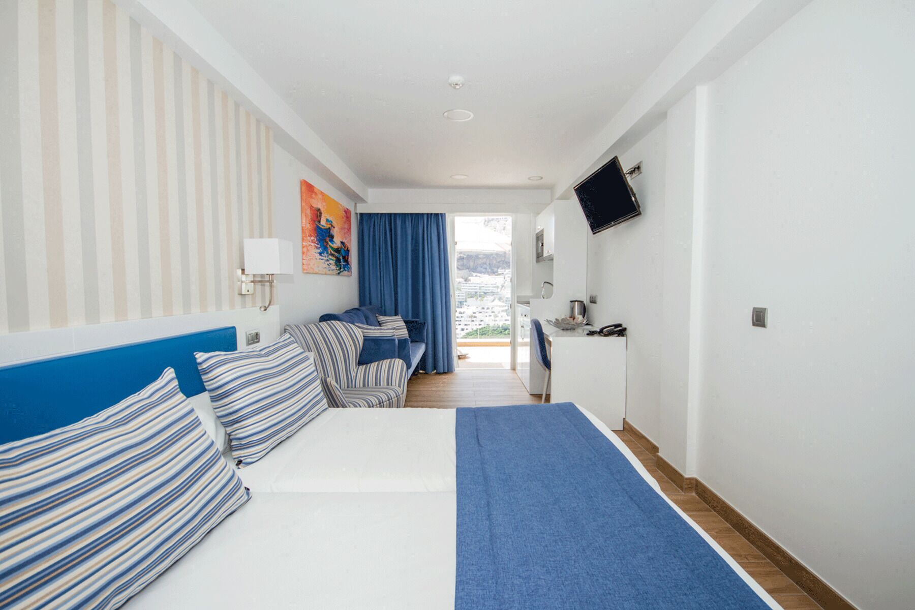 In-room safe, desk, free WiFi, bed sheets