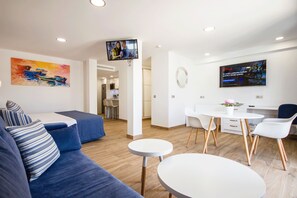 In-room safe, desk, free WiFi, bed sheets - IG Nachosol Atlantic & Yaizasol by Servatur - Adults Only (Mogan)