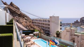 Skrivebord, gratis Wi-Fi, sengetøj