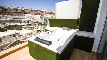 Bureau, Wi-Fi gratuit, draps fournis