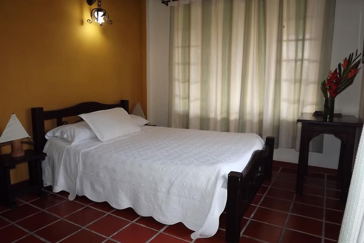 Standard Single Room | Bed sheets