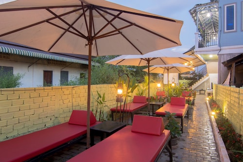 Relax Resort Angkor Villa