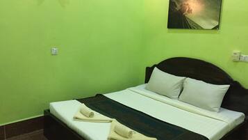 Caja de seguridad en la habitación, escritorio y wifi gratis