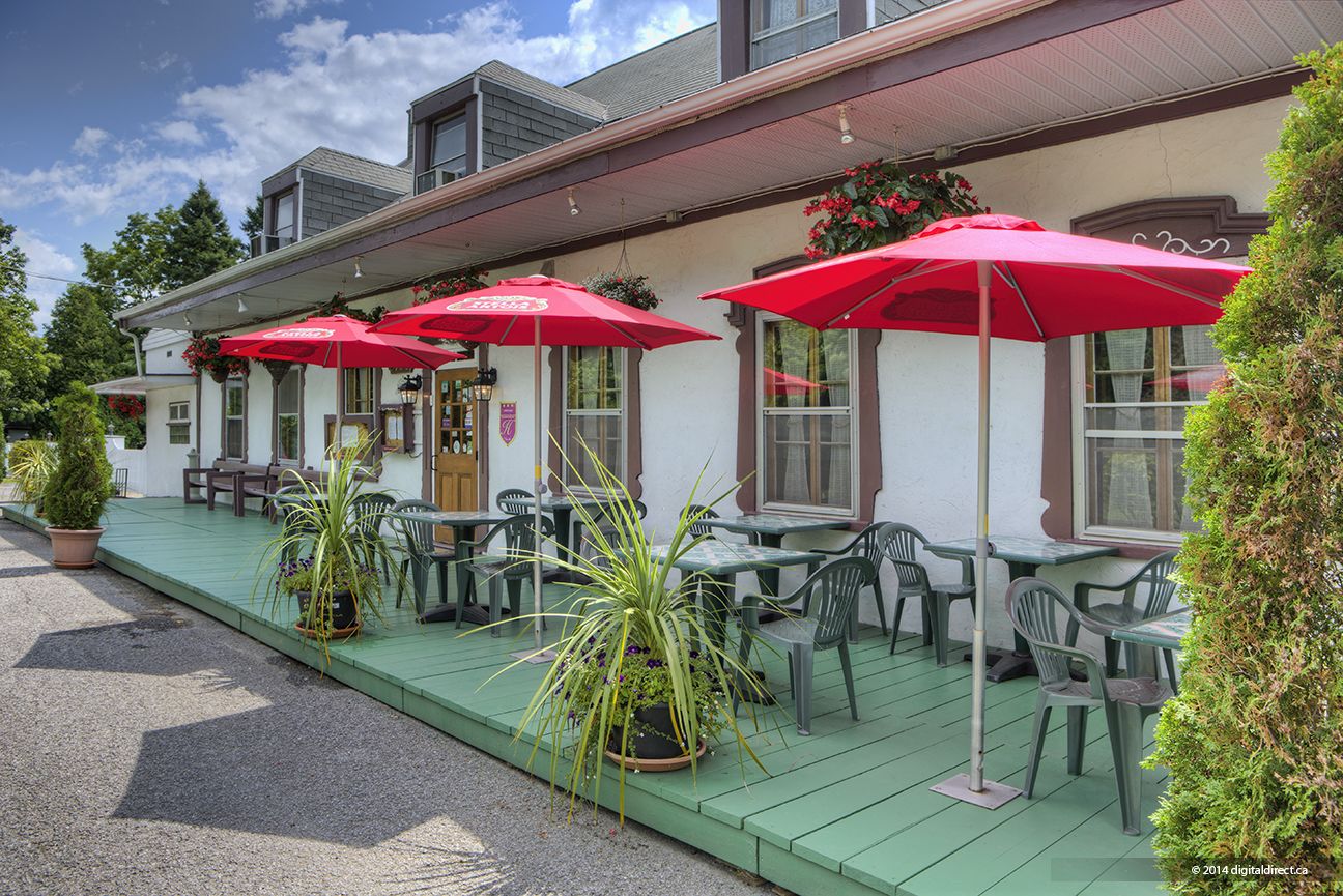 Auberge Baker Reviews, Deals & Photos 2026 - Expedia