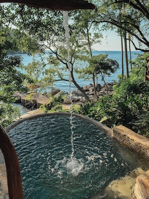 Jungle Love Nest-Ocean View | Private pool