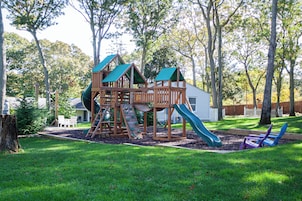Área de juegos infantiles al aire libre