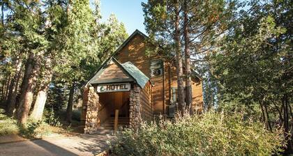 Shaver Lake Village Hotel