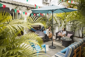 Terrace/patio - Villa64 - Hostel (Guayaquil)
