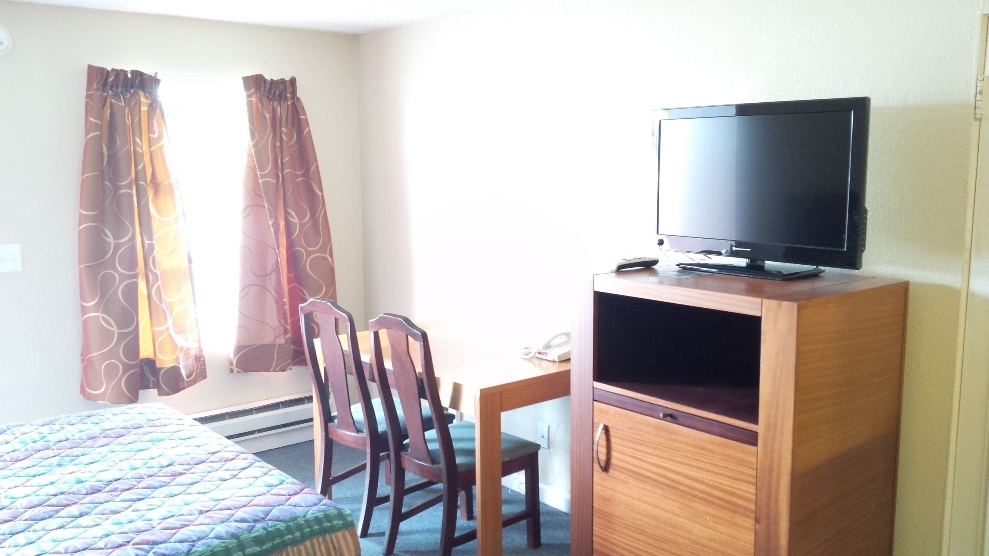 Room, 2 Queen Beds | Free WiFi, bed sheets