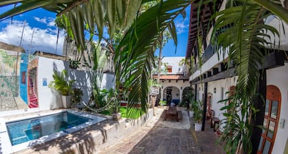 Island Life Hostel