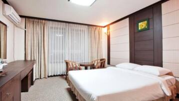 In-room safe, free WiFi