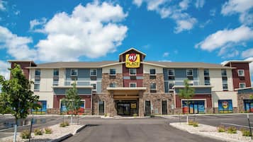 Mặt tiền nơi lưu trú