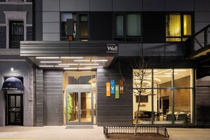 Exterior - EVEN Hotel New York - Times Square South by IHG (New York)