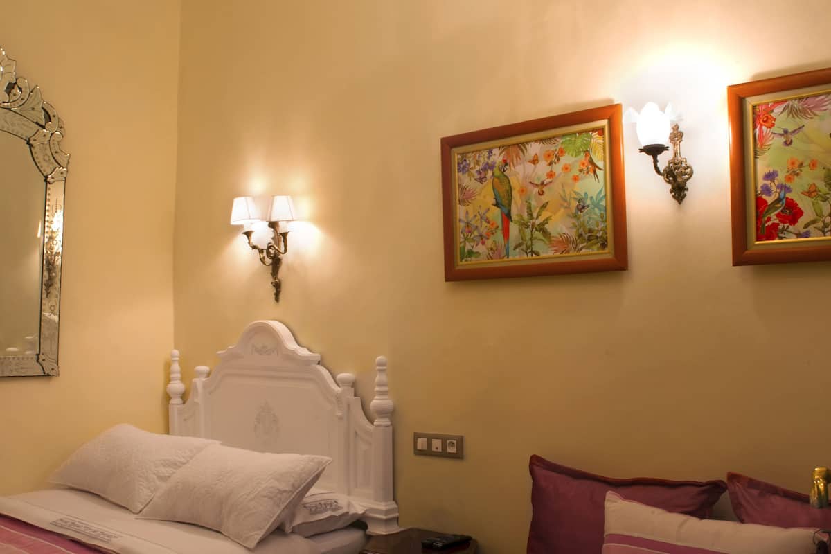 Tek Büyük Yataklı Oda (Damasco) | Oturma alanı