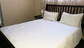 Executive Room, 1 Queen Bed, Ensuite, Mezzanine