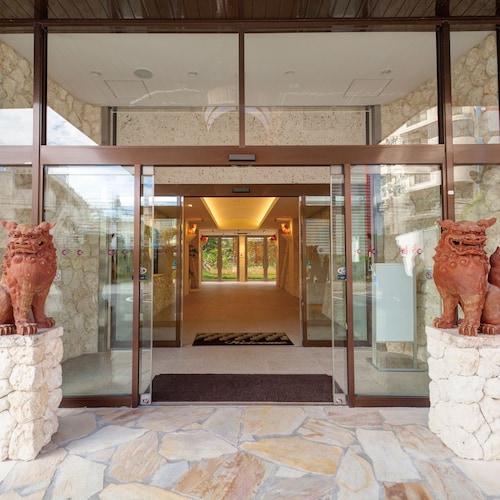 Community & Spa Naha Central Hotel