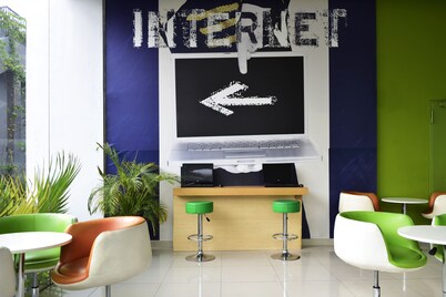 Ibis Budget Semarang Tendean
