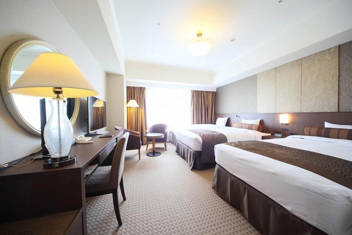 In-room safe, desk, blackout drapes, soundproofing