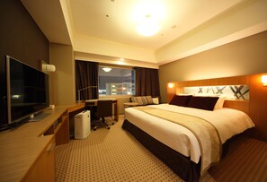 In-room safe, desk, blackout curtains, soundproofing - Hotel Metropolitan Nagano (Nagano)