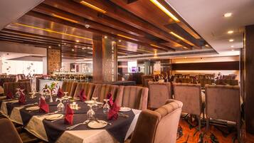 Daily buffet breakfast (BDT 1328 per person)