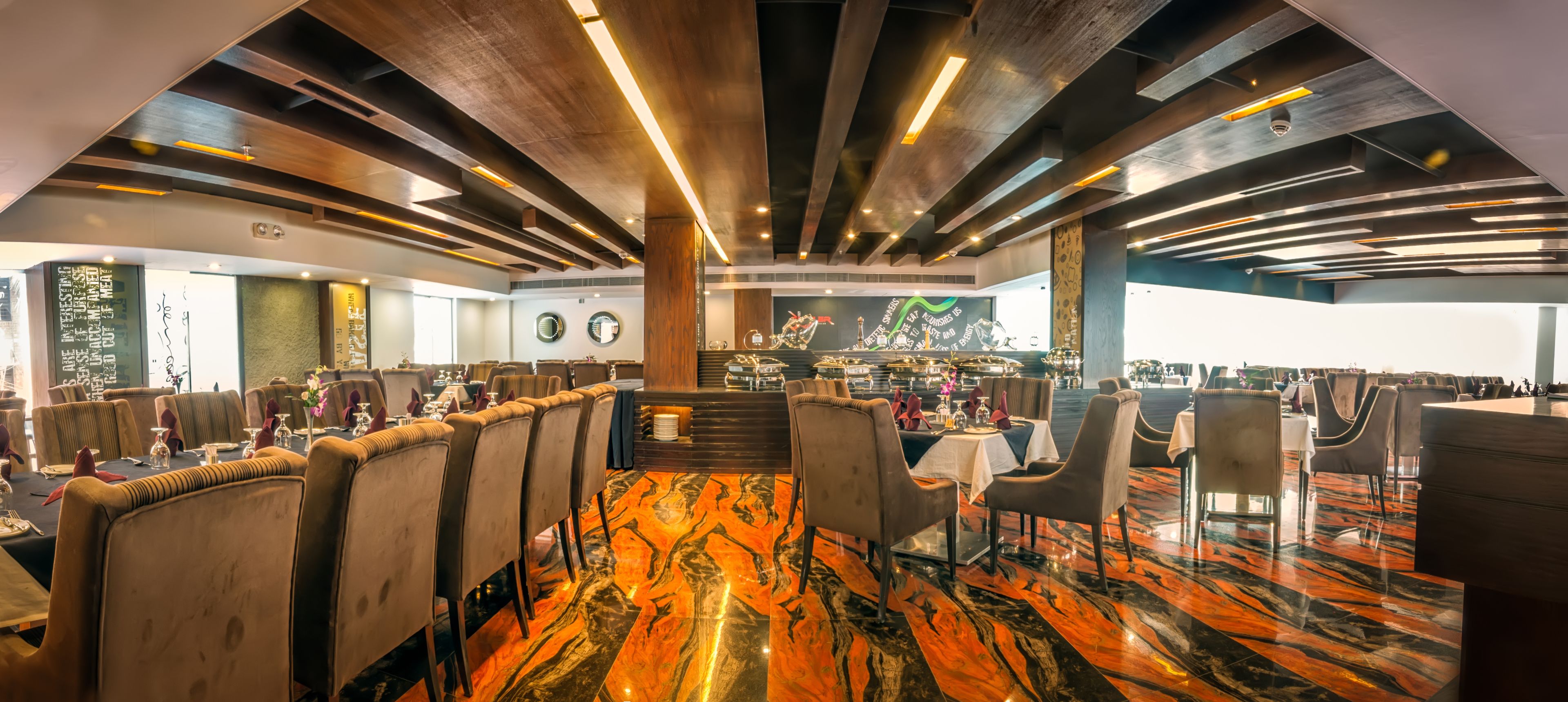 breakfast, lunch, dinner served; international cuisine