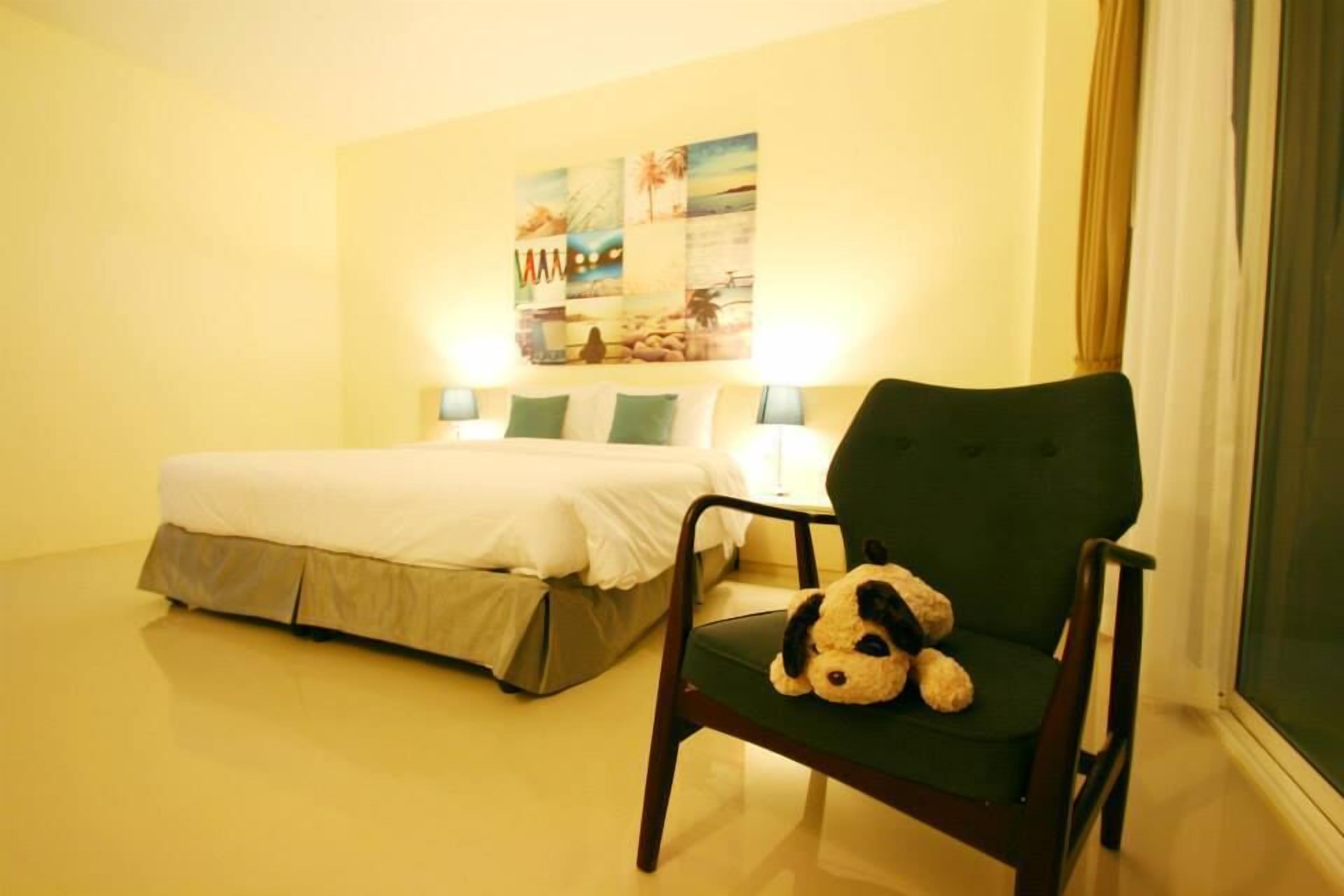 superior double room | desk, rollaway beds, free wifi