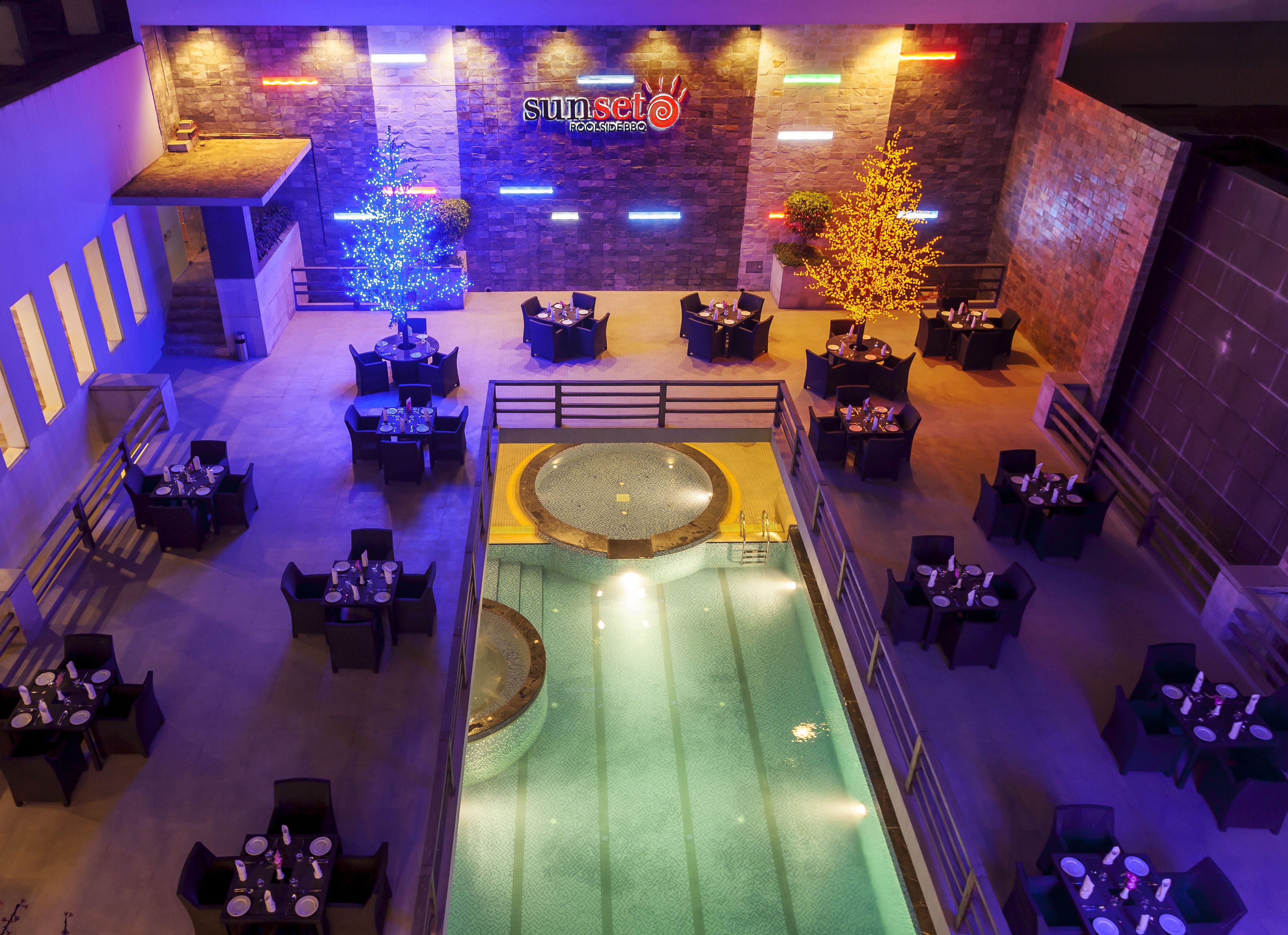 2 restaurants, barbecue