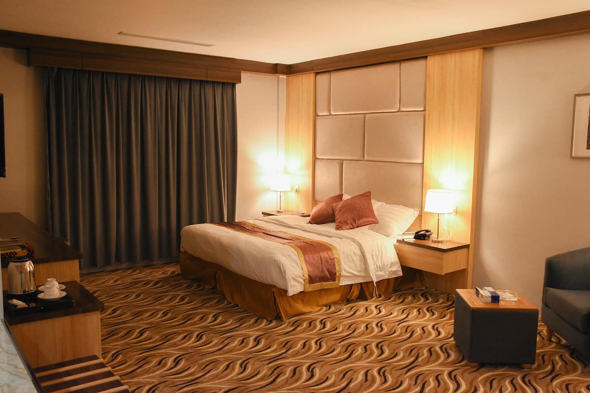 Standard Double Room | 1 bedroom, Egyptian cotton sheets, pillow-top beds, minibar