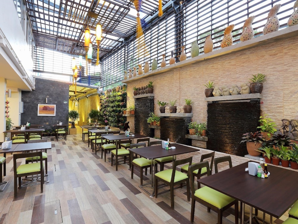 ON Hotel Phuket & Louis' Kitchen by null