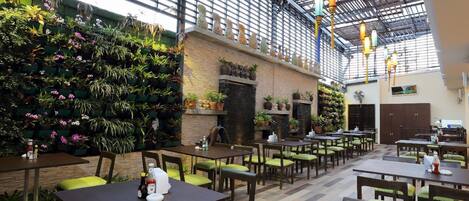 Daily to-go breakfast (THB 250 per person)