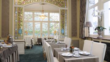 Dagelijks ontbijtbuffet inbegrepen