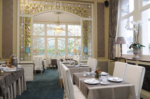 Petit déjeuner buffet compris tous les jours