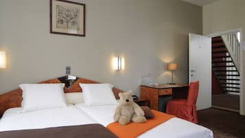 Select Comfort-bedden, individueel gemeubileerd, een bureau