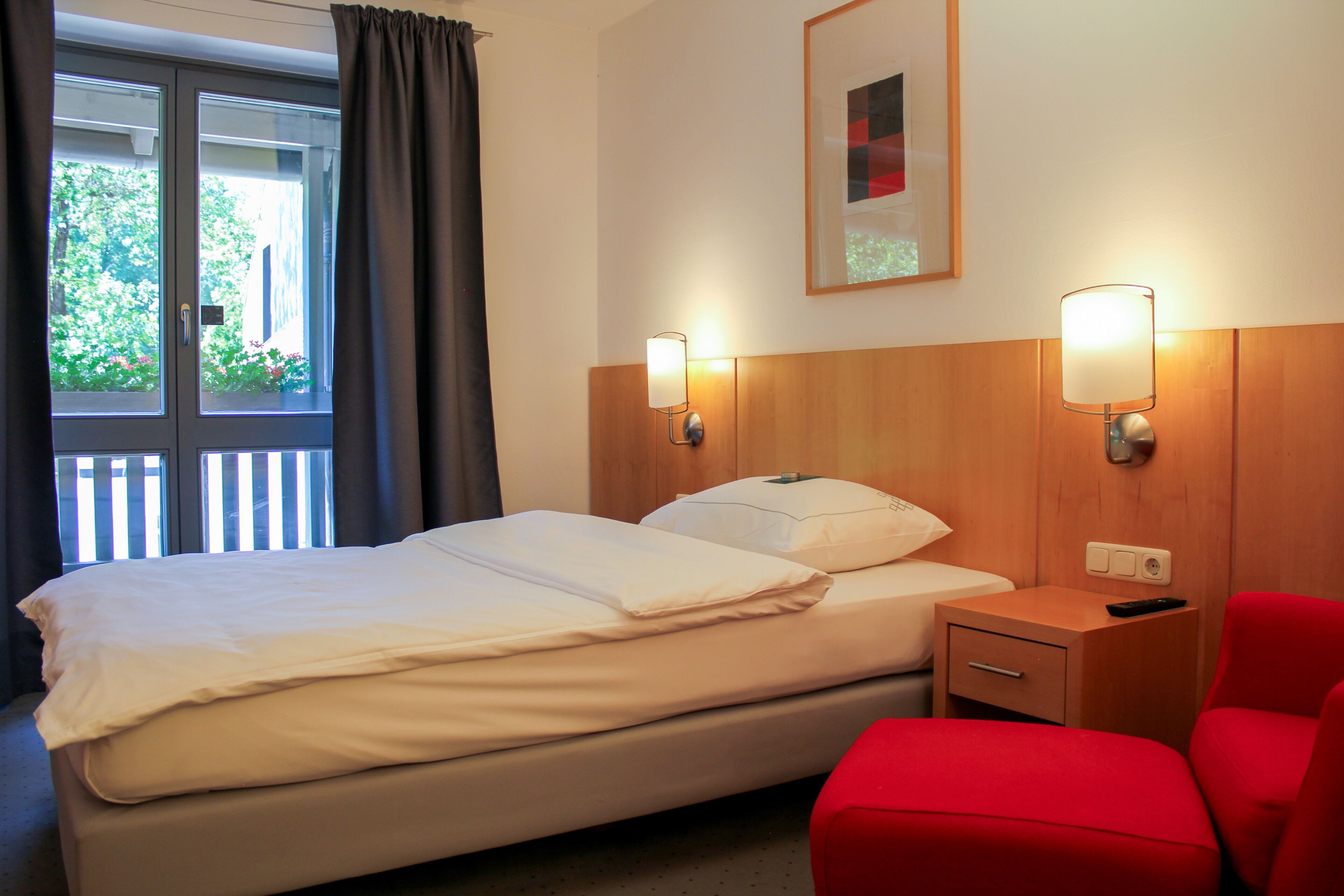 Standard Single Room, 1 Bedroom | 1 bedroom, premium bedding, in-room safe, desk