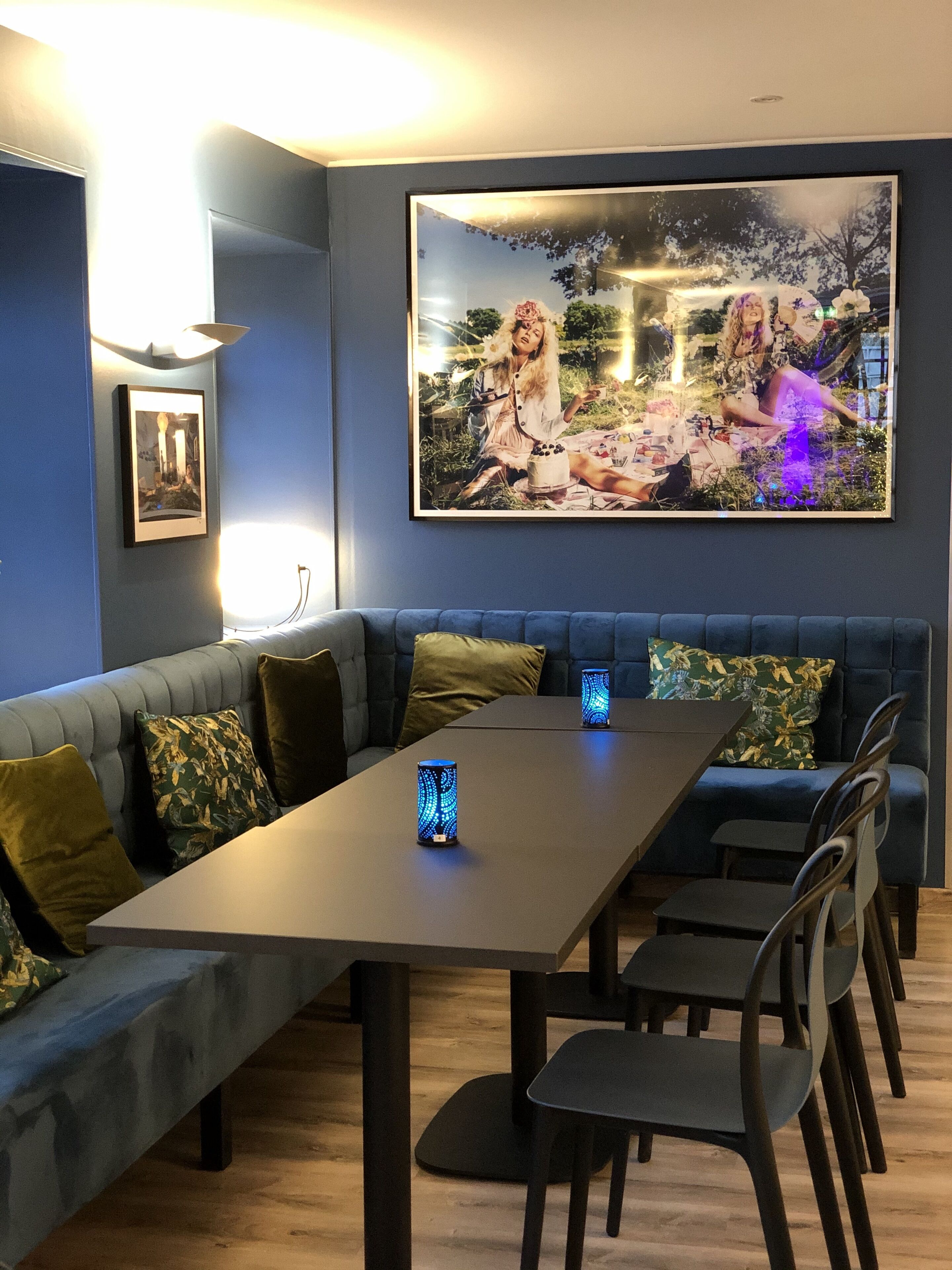 daily buffet breakfast (eur 14 per person)