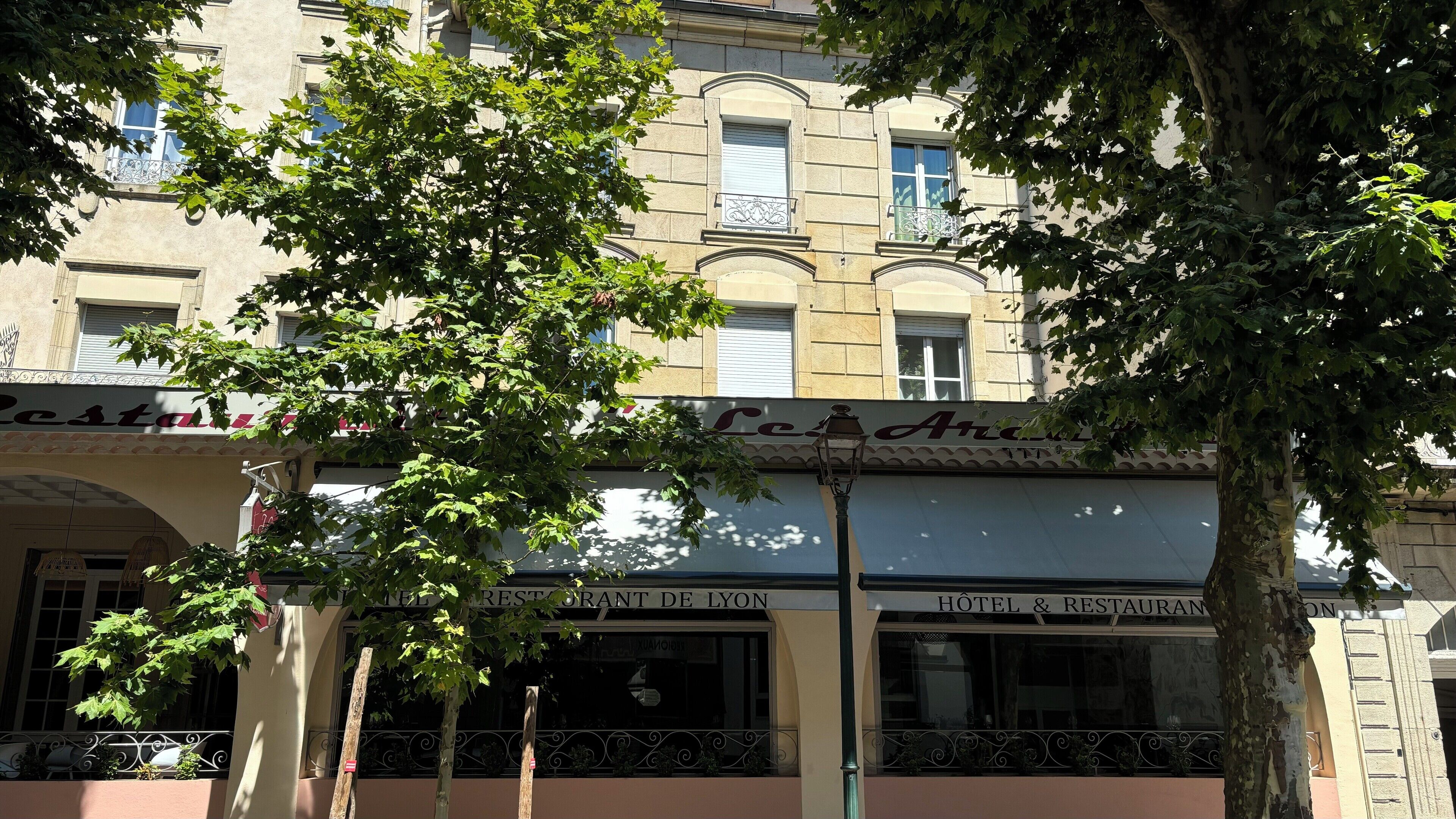 واجهة المنشأة