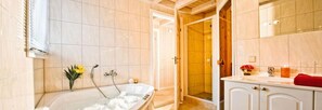 Casa Premium, 3 habitaciones, sauna | Baño | Secador de pelo