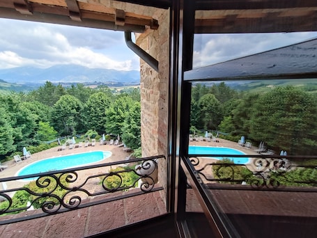 Panoramic Suite | 1 bedroom, minibar, in-room safe, desk