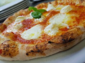 Breakfast, lunch and dinner served - Camping Venezia (Mestre)