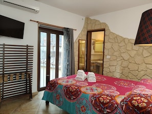 Chambre Design, salle de bains privée