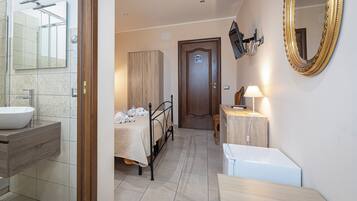 Double or Twin Room | Premium bedding, desk, soundproofing, iron/ironing board