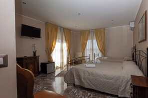 Comfort Quadruple Room