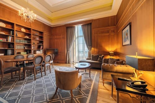 Presidential-Suite (King Size Bed) | Wohnbereich