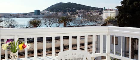 Comfort Studio, Balcony, Partial Sea View | Balcony