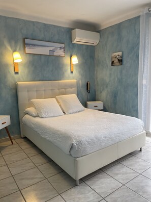 Classic Double Room | Desk, free WiFi, bed sheets